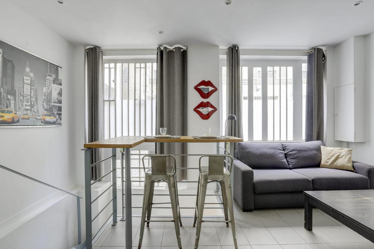 170 Suite Angouleme Large Duplex Style Apt With1 Bdr Paris Central Luaran gambar